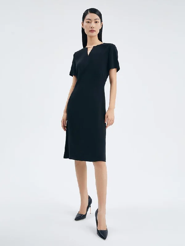 Triacetate Chain Slim Dress Tunics Silk luxurious