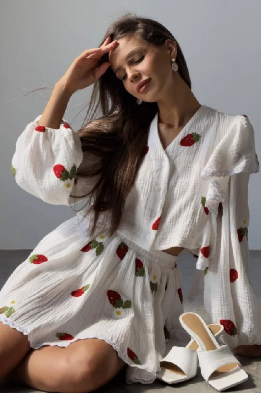 Ruffled Strawberry Print Skirt Set low waist skirt